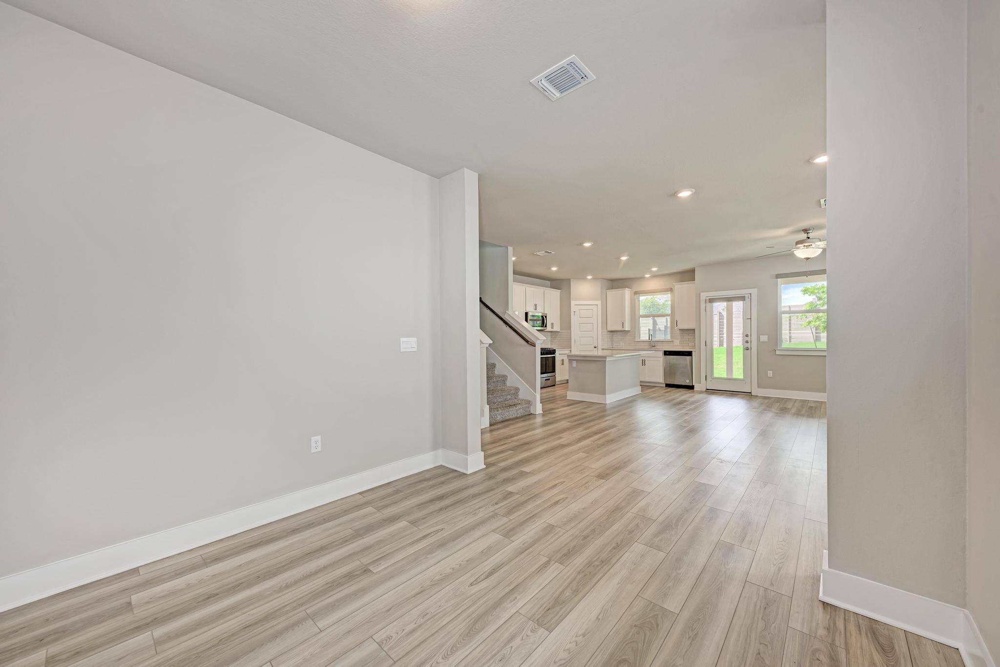 7203 Travertine Spring Drive Austin, TX 78744 - Photo 21 of 38