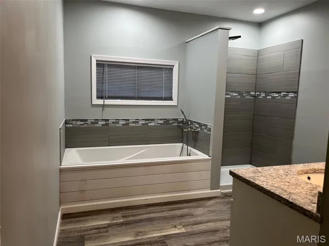 $275,000 | 10362 Old 8 Highway, Mineral Point, MO 63660