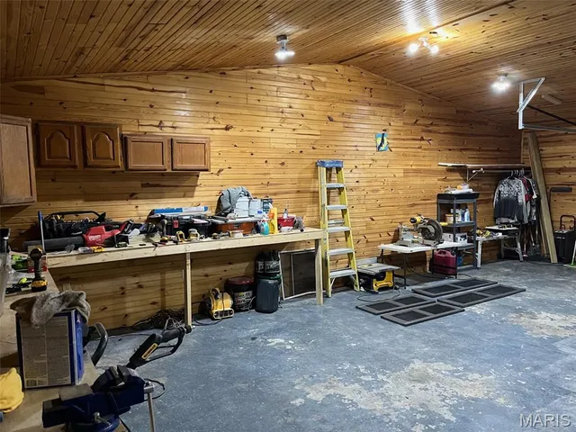 $275,000 | 10362 Old 8 Highway, Mineral Point, MO 63660