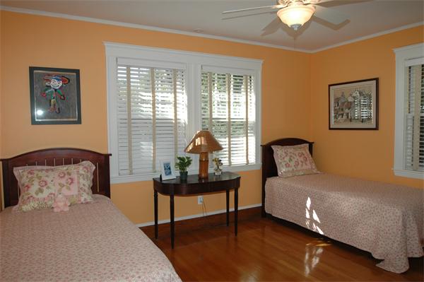 52 Ridge Road Milton, MA 02186 - Photo 13 of 26 Gallery Image 13