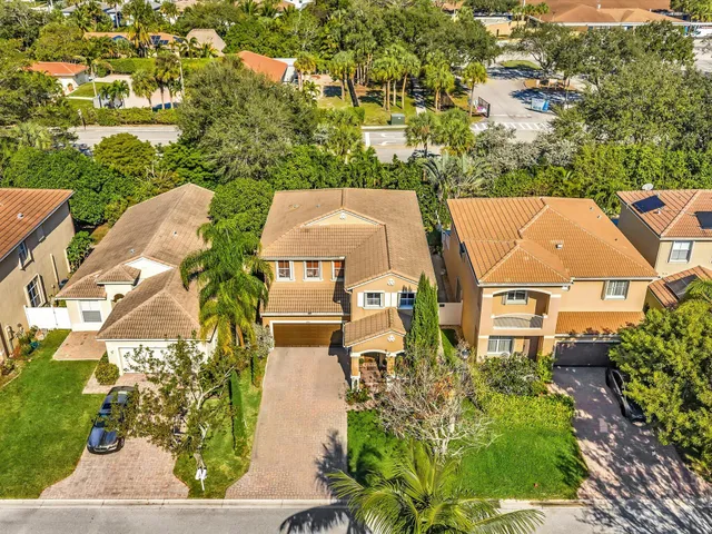 $800,000 | 4301 North Magnolia Circle, Delray Beach, FL 33445