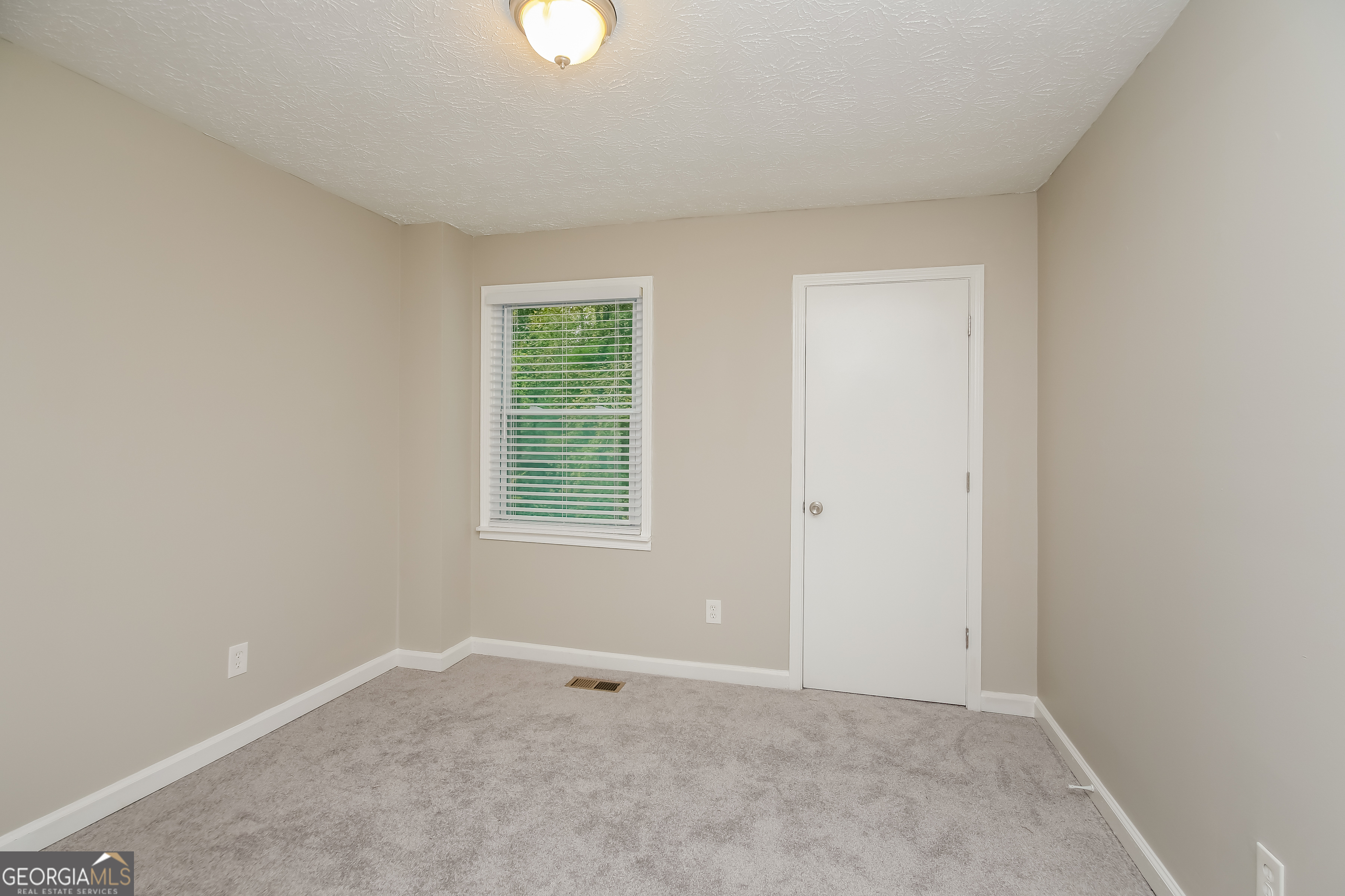 4750 Spring Gate Drive Powder Springs, GA 30127 - Photo 12 of 17