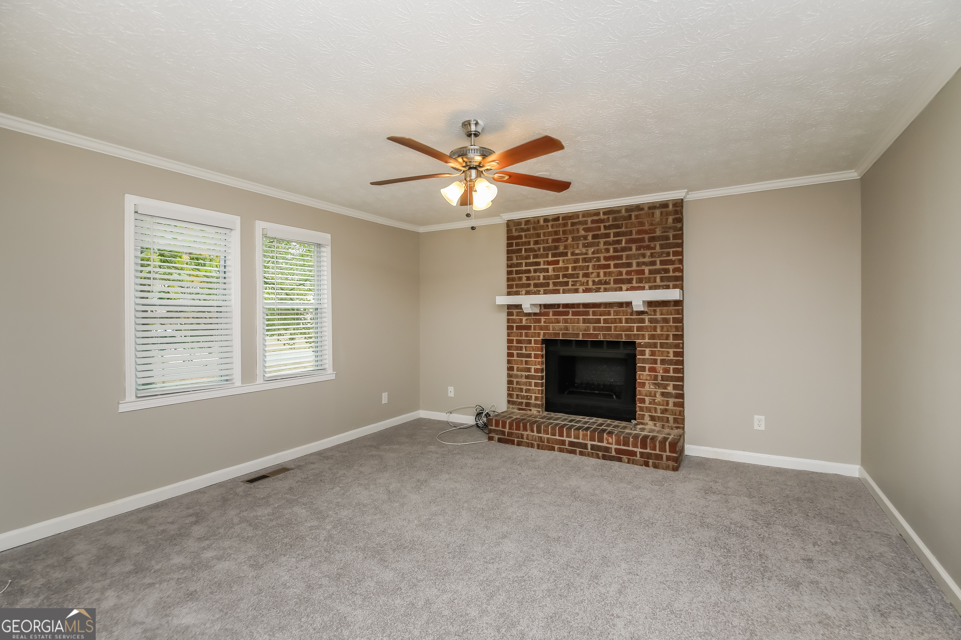 4750 Spring Gate Drive Powder Springs, GA 30127 - Photo 3 of 17