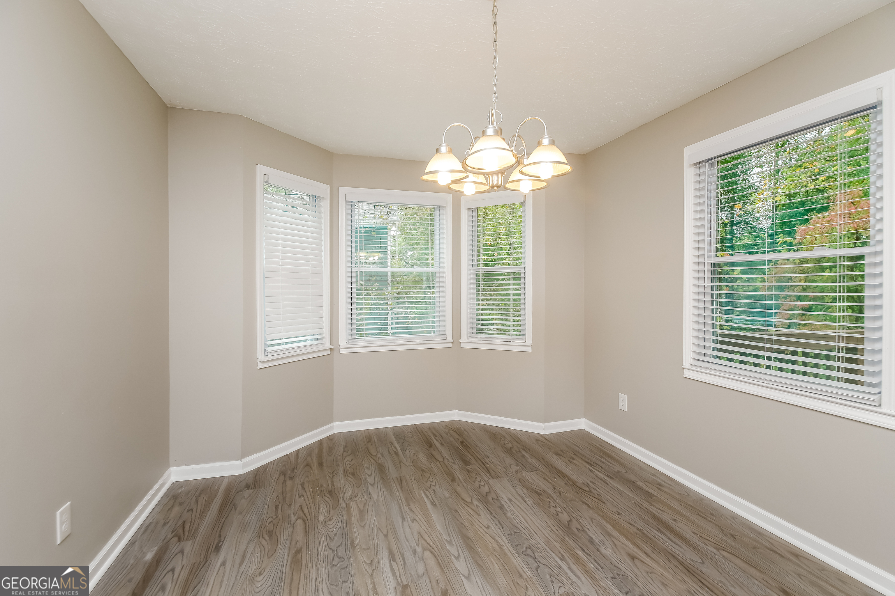 4750 Spring Gate Drive Powder Springs, GA 30127 - Photo 4 of 17