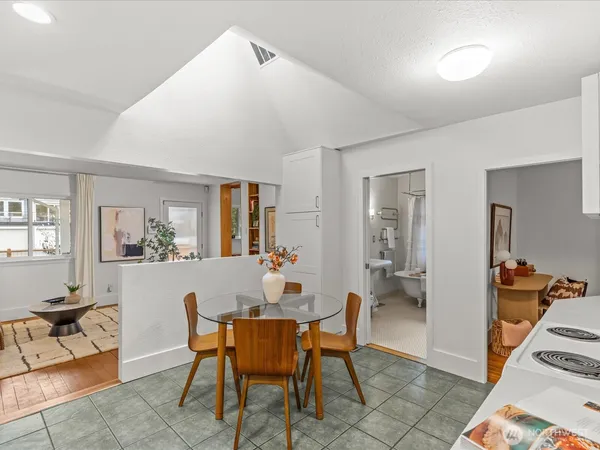 $640,000 | 8117 17th Avenue Southwest, Seattle, WA 98106