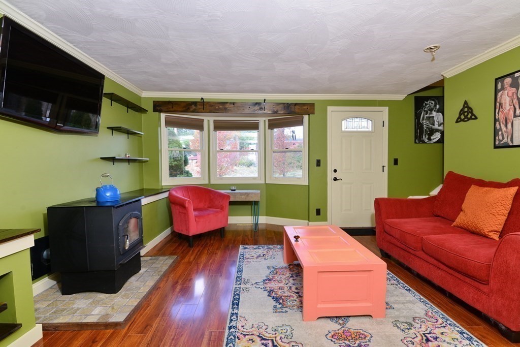 181 Wrentham Road Bellingham, MA 02019 - Photo 11 of 33 Gallery Image 11