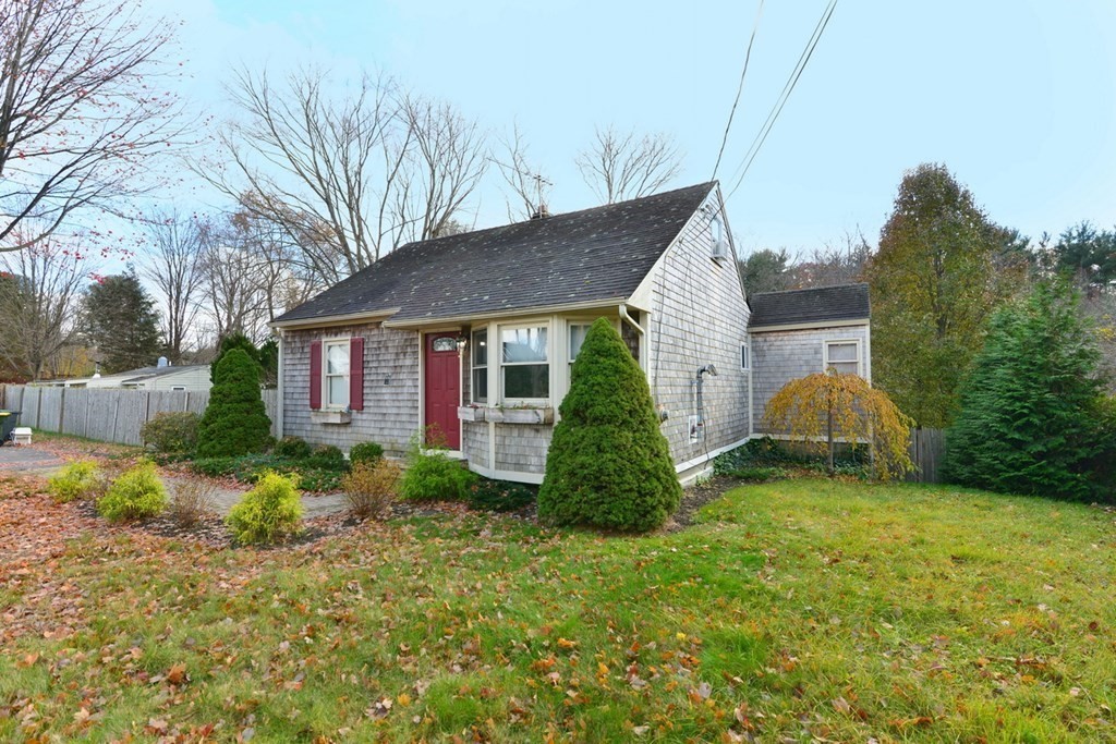 181 Wrentham Road Bellingham, MA 02019 - Photo 30 of 33 Gallery Image 30