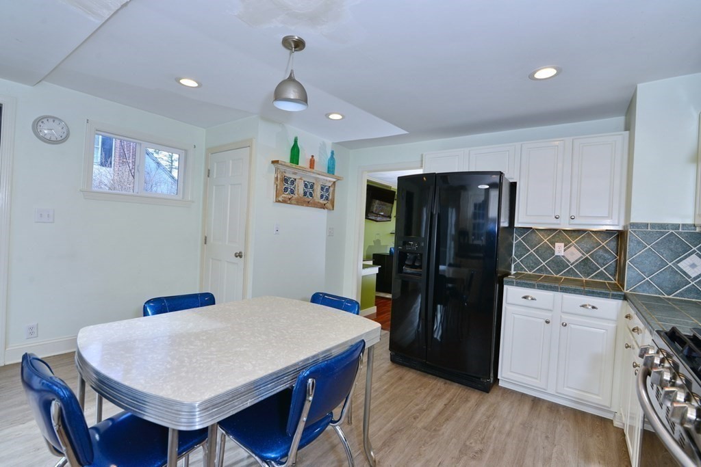 181 Wrentham Road Bellingham, MA 02019 - Photo 10 of 33 Gallery Image 10