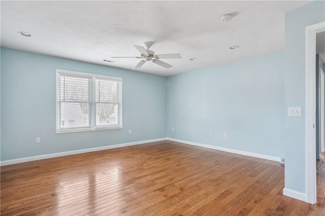 25 Nichols Road North Kingstown, RI 02852 - Photo 11 of 19 Gallery Image 11