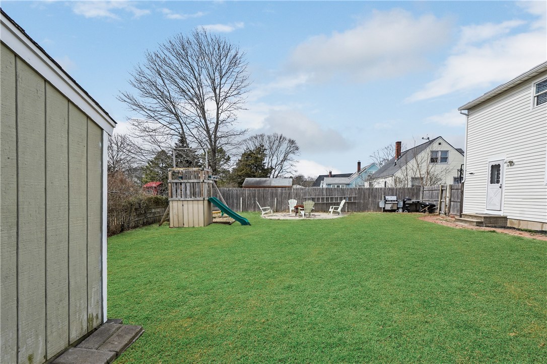 25 Nichols Road North Kingstown, RI 02852 - Photo 18 of 19 Gallery Image 18