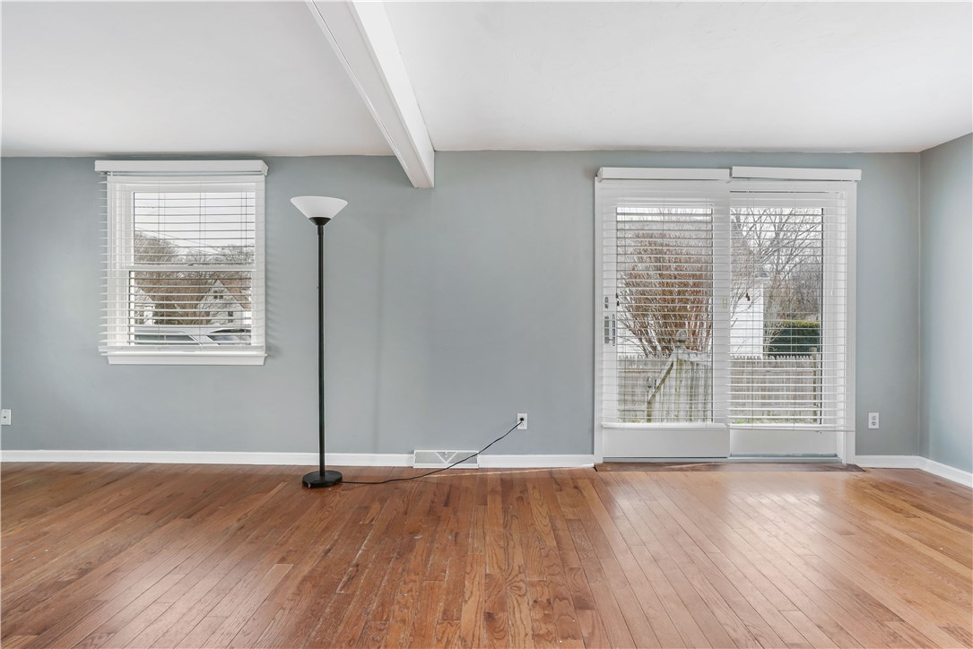 25 Nichols Road North Kingstown, RI 02852 - Photo 4 of 19 Gallery Image 4