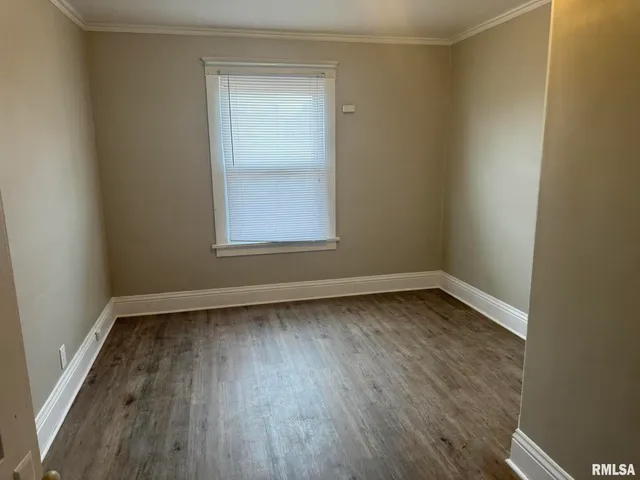 $850 | 711 1/2 16th Street, Moline, IL 61265