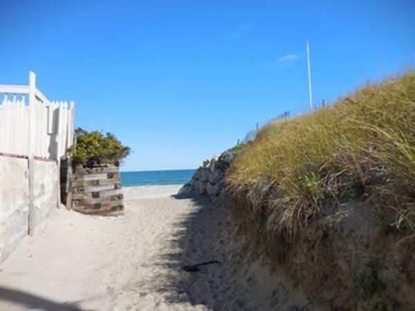 9 Ocean Drive Scituate, MA 02050 - Photo 2 of 20