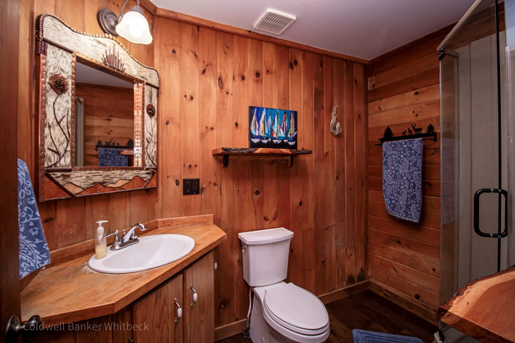 455 Cumberland Head Road Plattsburgh, NY 12901 - Photo 10 of 49 Gallery Image 10