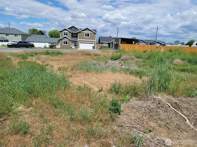 $55,000 | 211 West 7th Street, Warden, WA 98857