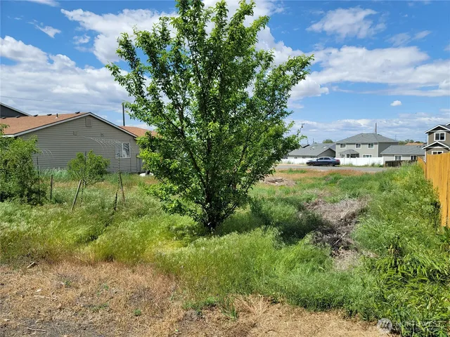 $55,000 | 211 West 7th Street, Warden, WA 98857