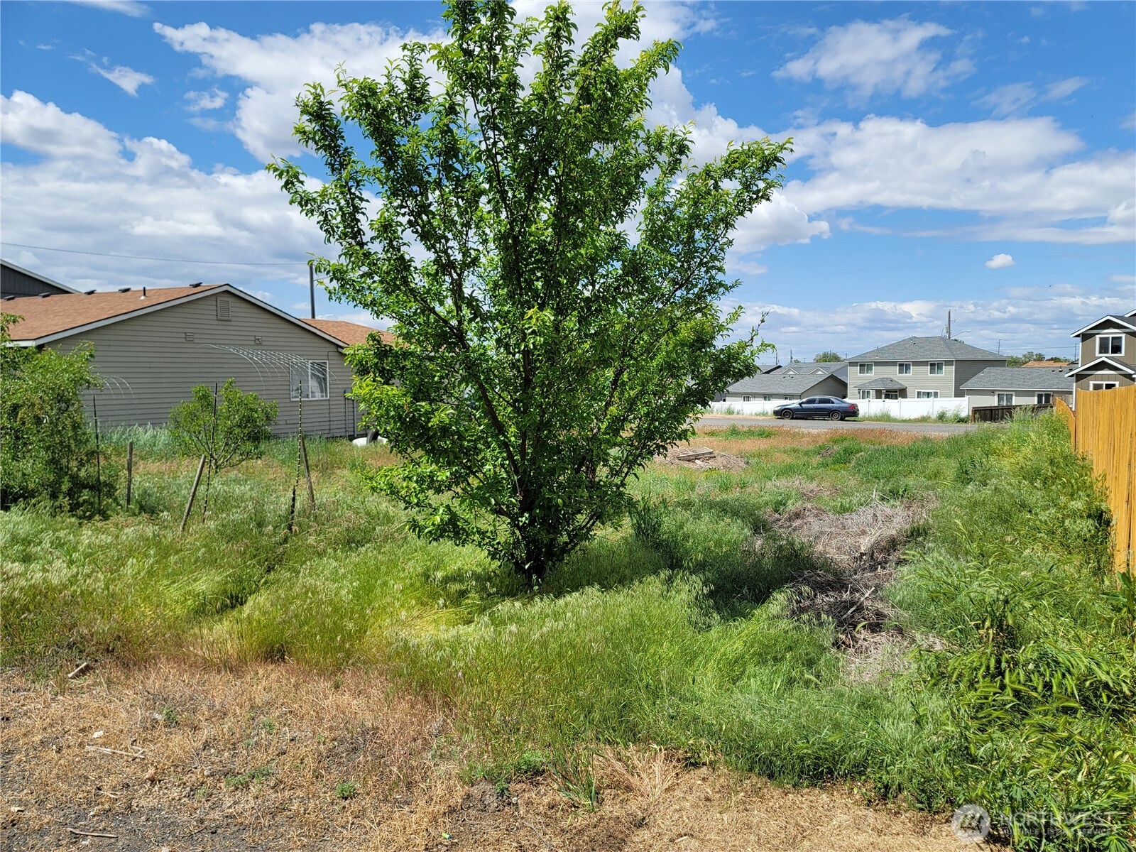 211 West 7th Street Warden, WA 98857 - Photo 8 of 12