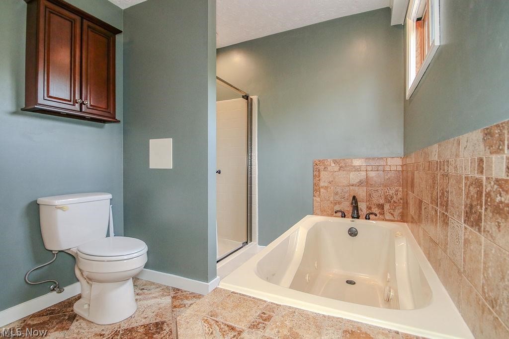 12433 Webster Road Strongsville, OH 44136 - Photo 23 of 48