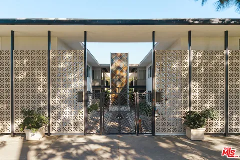 $1,439,000 | 720 South Orange Grove Boulevard, Unit 3A, Pasadena, CA 91105