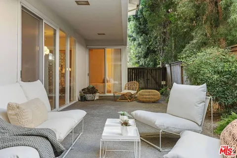 $1,439,000 | 720 South Orange Grove Boulevard, Unit 3A, Pasadena, CA 91105