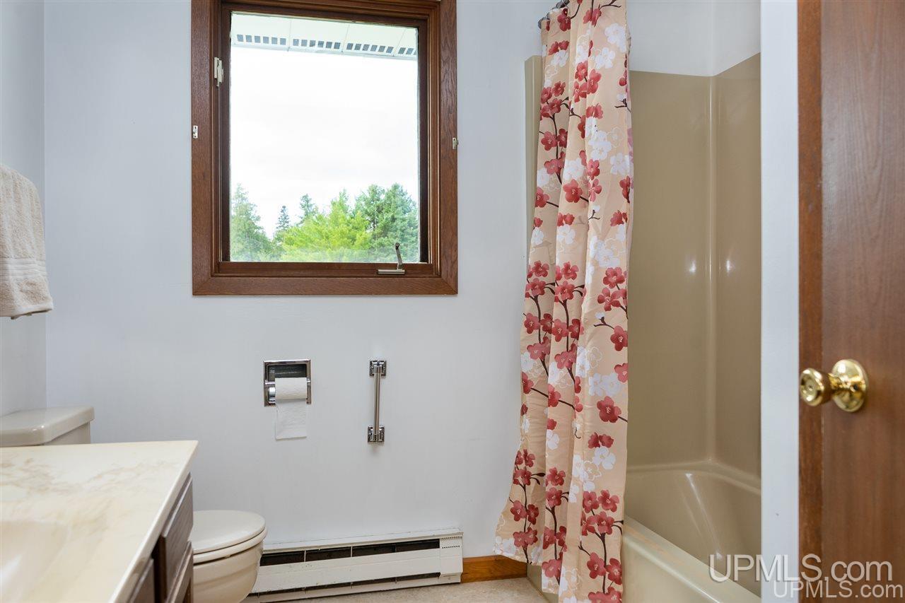 3193 West Gulliver Lake Road Gulliver, MI 49840 - Photo 17 of 28