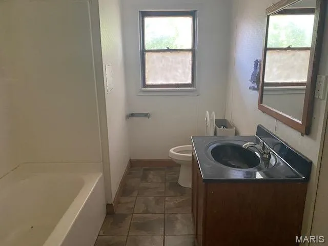 $70,000 | 395 North Main Street, Hoyleton, IL 62803