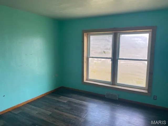 $70,000 | 395 North Main Street, Hoyleton, IL 62803