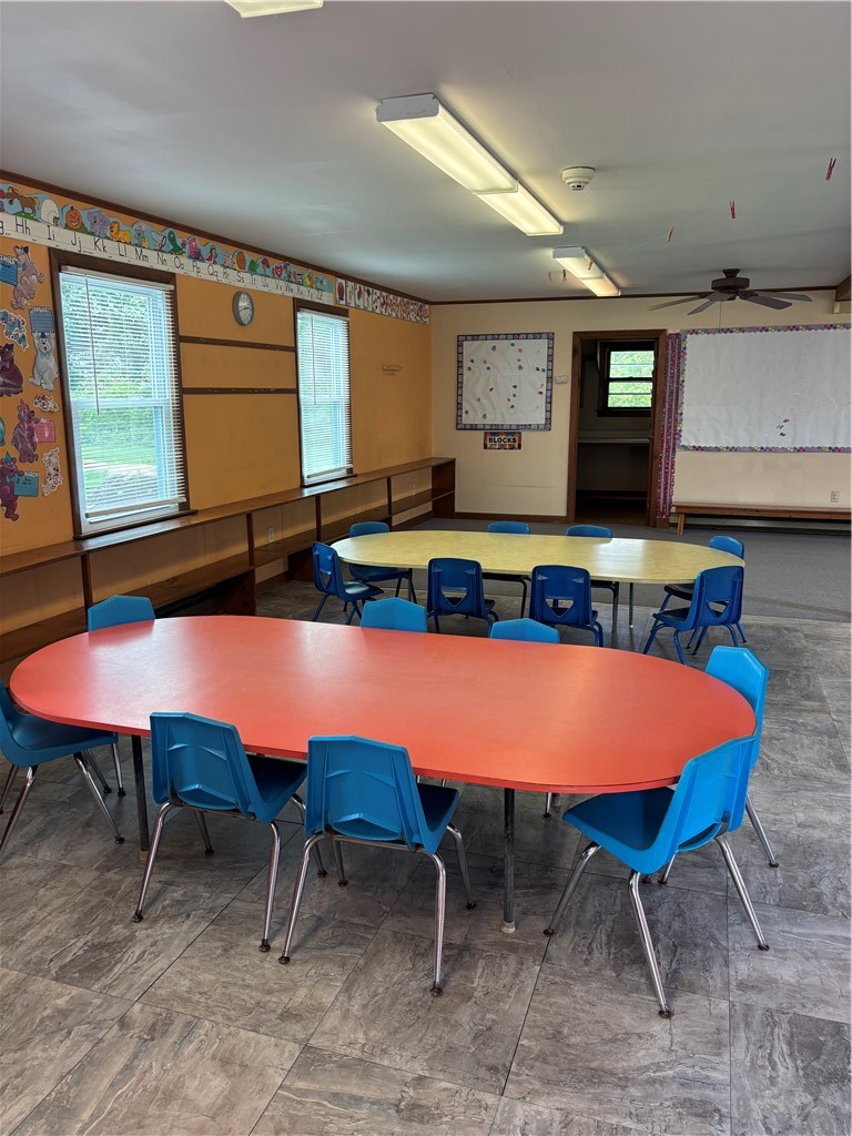 210 Metacom Avenue Warren, RI 02885 - Photo 4 of 6