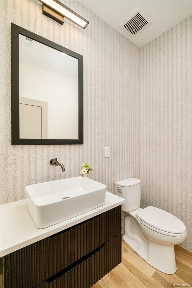 566 Cook Street Denver, CO 80206 - Photo 15 of 44