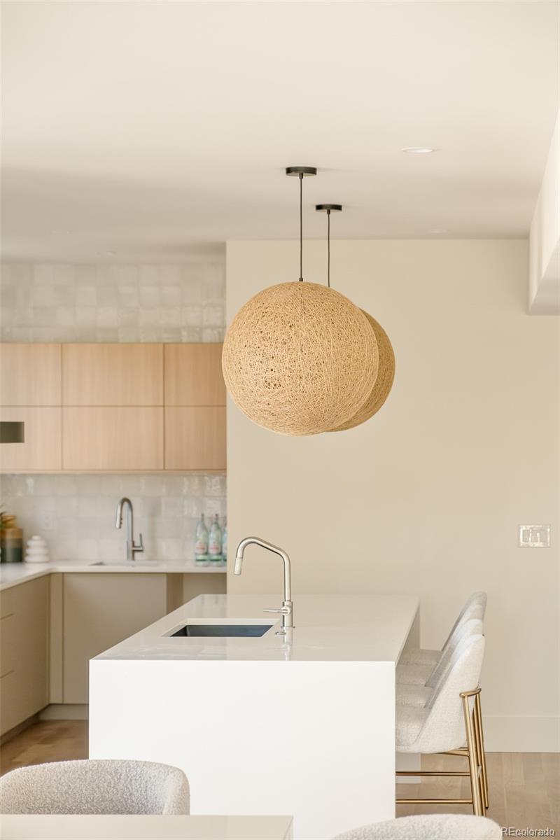 566 Cook Street Denver, CO 80206 - Photo 10 of 44