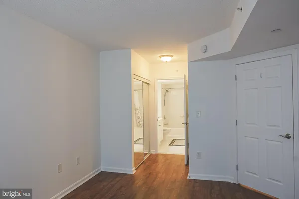 $2,195 | 11710 Old Georgetown Road, Unit 809, North Bethesda, MD 20852