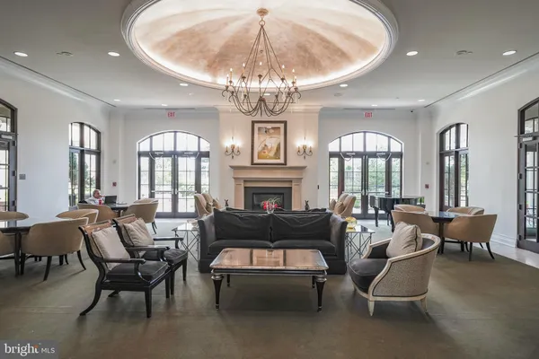 $2,195 | 11710 Old Georgetown Road, Unit 809, North Bethesda, MD 20852