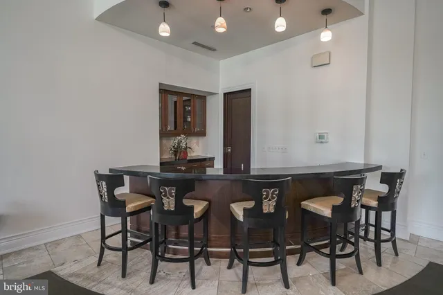 $2,195 | 11710 Old Georgetown Road, Unit 809, North Bethesda, MD 20852