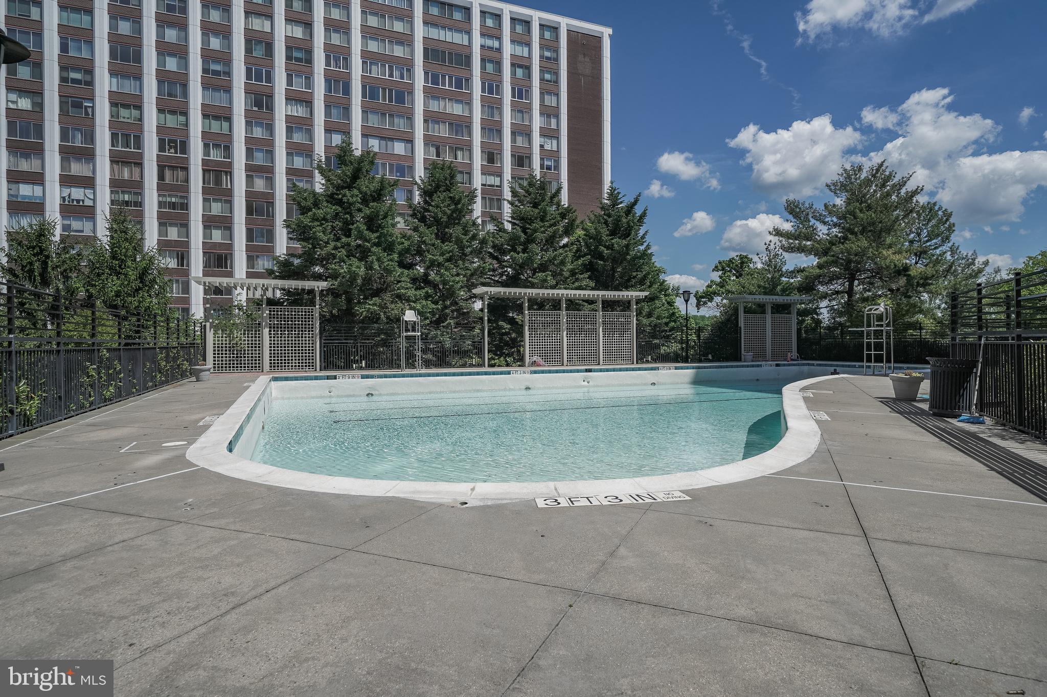 11710 Old Georgetown Road, Unit 809 North Bethesda, MD 20852 - Photo 45 of 52 Community pool