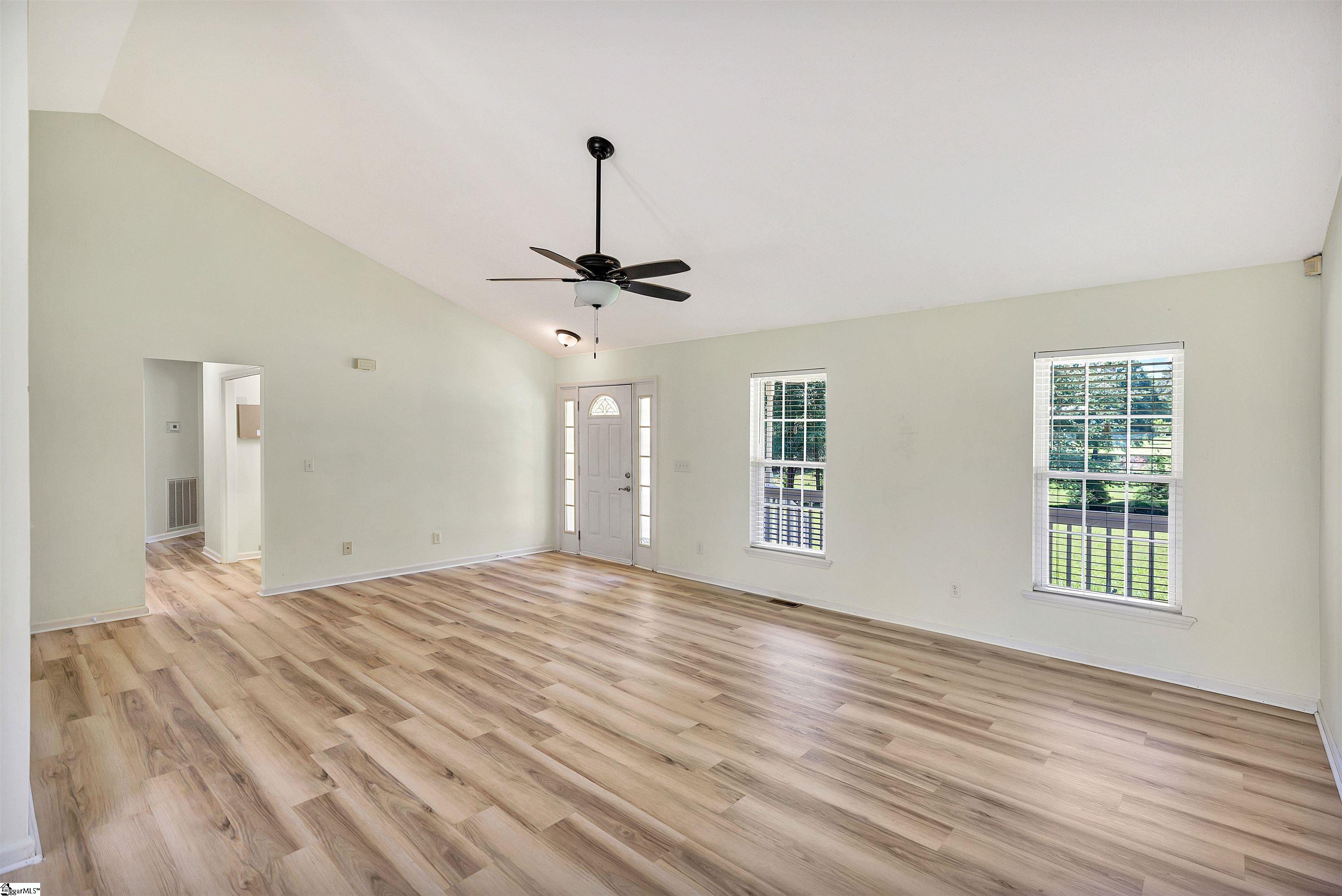 1950 Shackleburg Road Anderson, SC 29621 - Photo 9 of 27