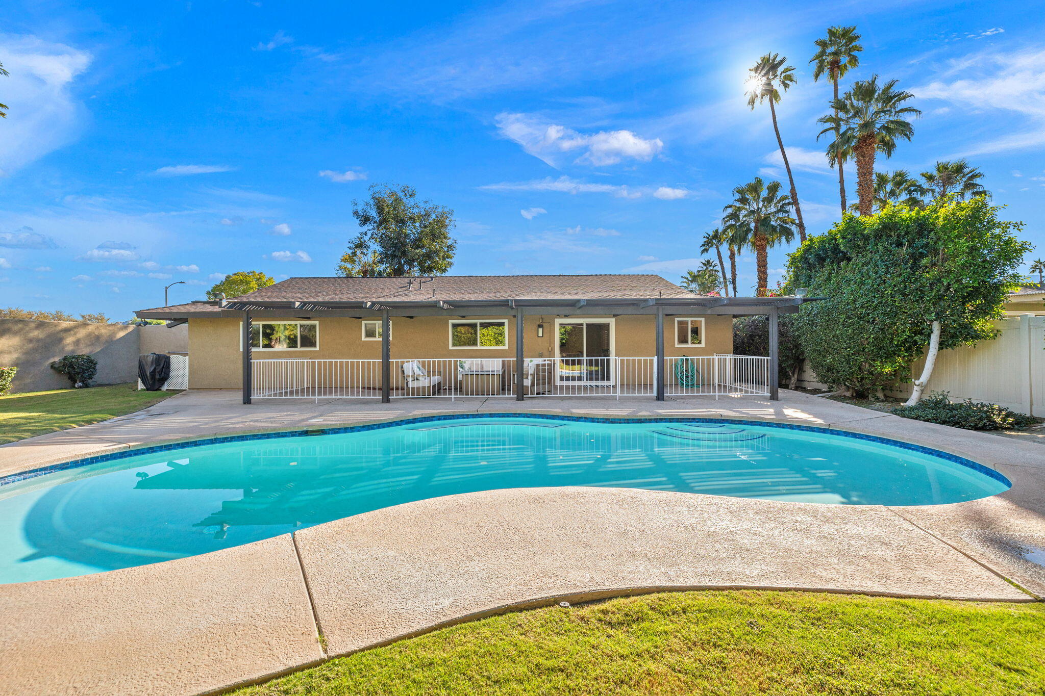 74370 Primrose Drive Palm Desert, CA 92260 - Photo 2 of 50 16-web-or-mls-8M4A8585