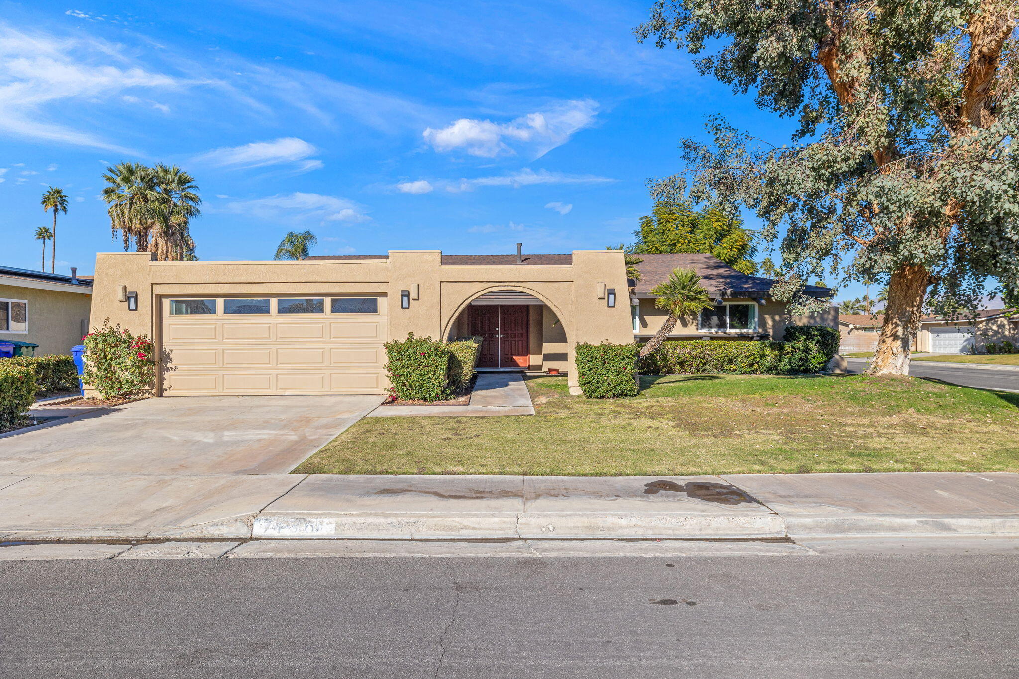 74370 Primrose Drive Palm Desert, CA 92260 - Photo 3 of 50 1-web-or-mls-8M4A8509