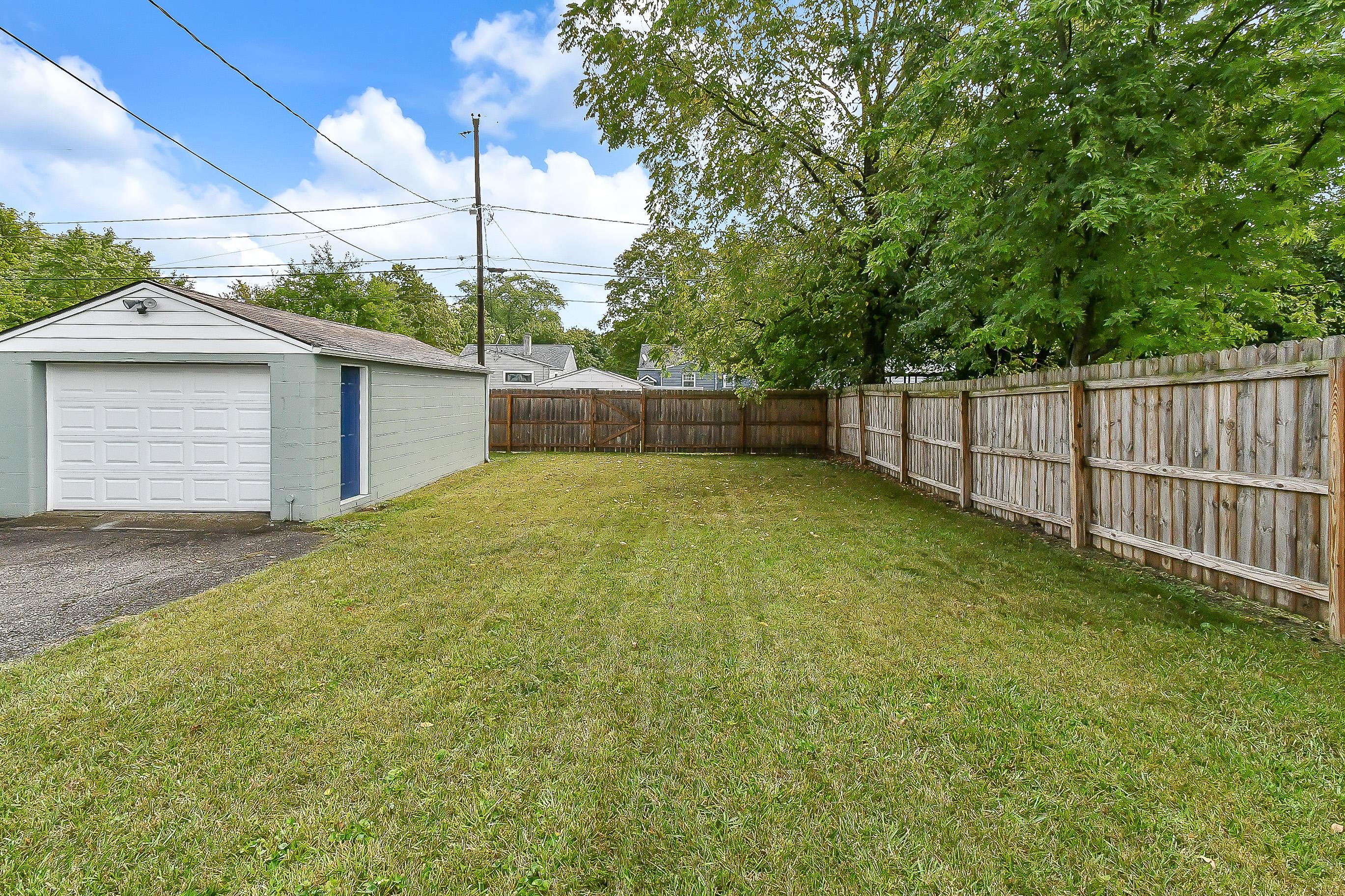 2684 Howey Road Columbus, OH 43211 - Photo 15 of 16