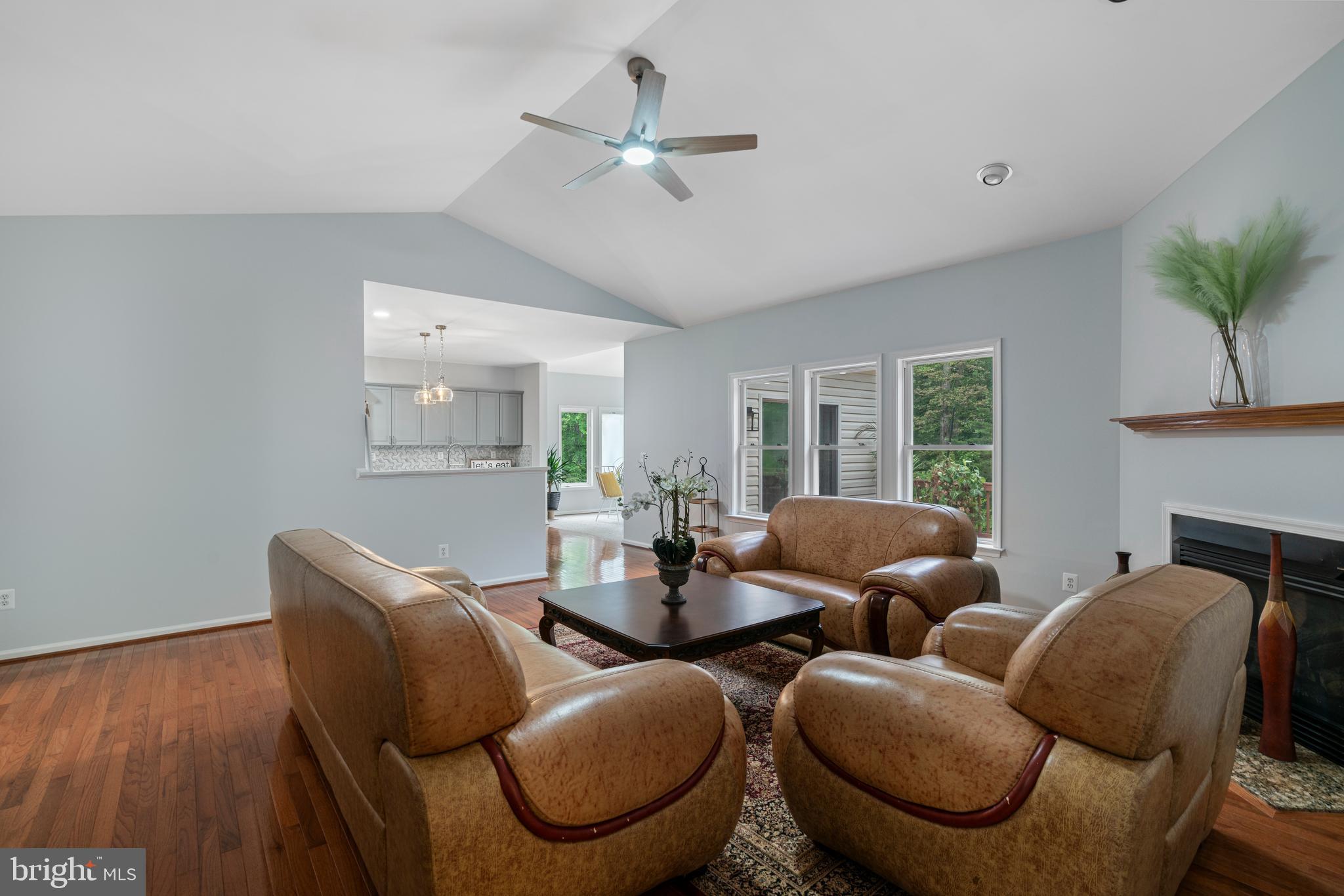 13647 Van Doren Road Manassas, VA 20112 - Photo 13 of 49 Vaulted ceiling adds grandeur