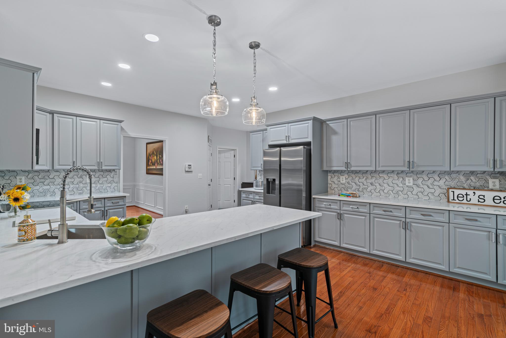 13647 Van Doren Road Manassas, VA 20112 - Photo 17 of 49 Abundant cabinetry for ample storage