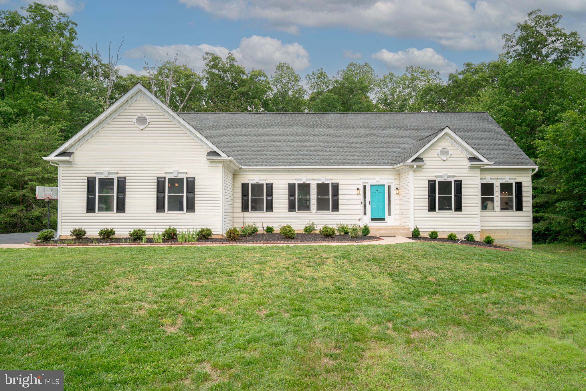 13647 Van Doren Road Manassas, VA 20112 - Photo 2 of 49 Welcome to 13647 Van Doren Rd