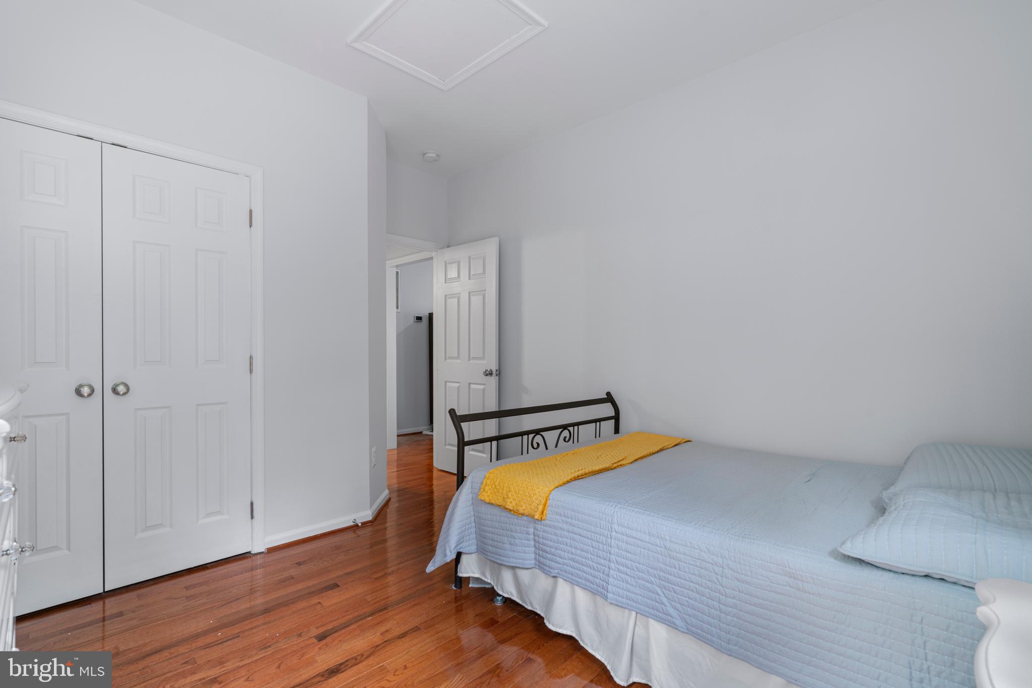 13647 Van Doren Road Manassas, VA 20112 - Photo 31 of 49 Inviting and comfortable