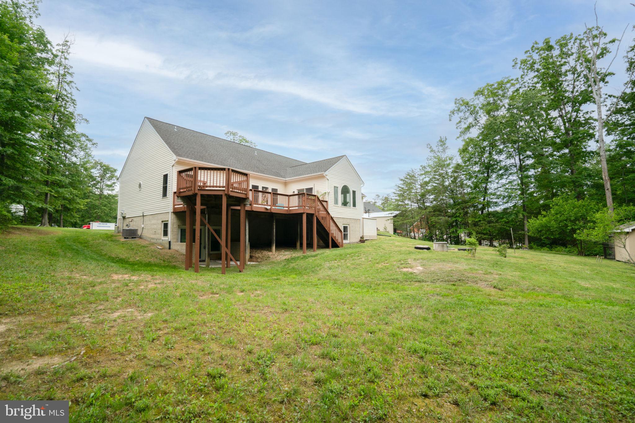 13647 Van Doren Road Manassas, VA 20112 - Photo 44 of 49 Large backyard ideal for gatherings or play