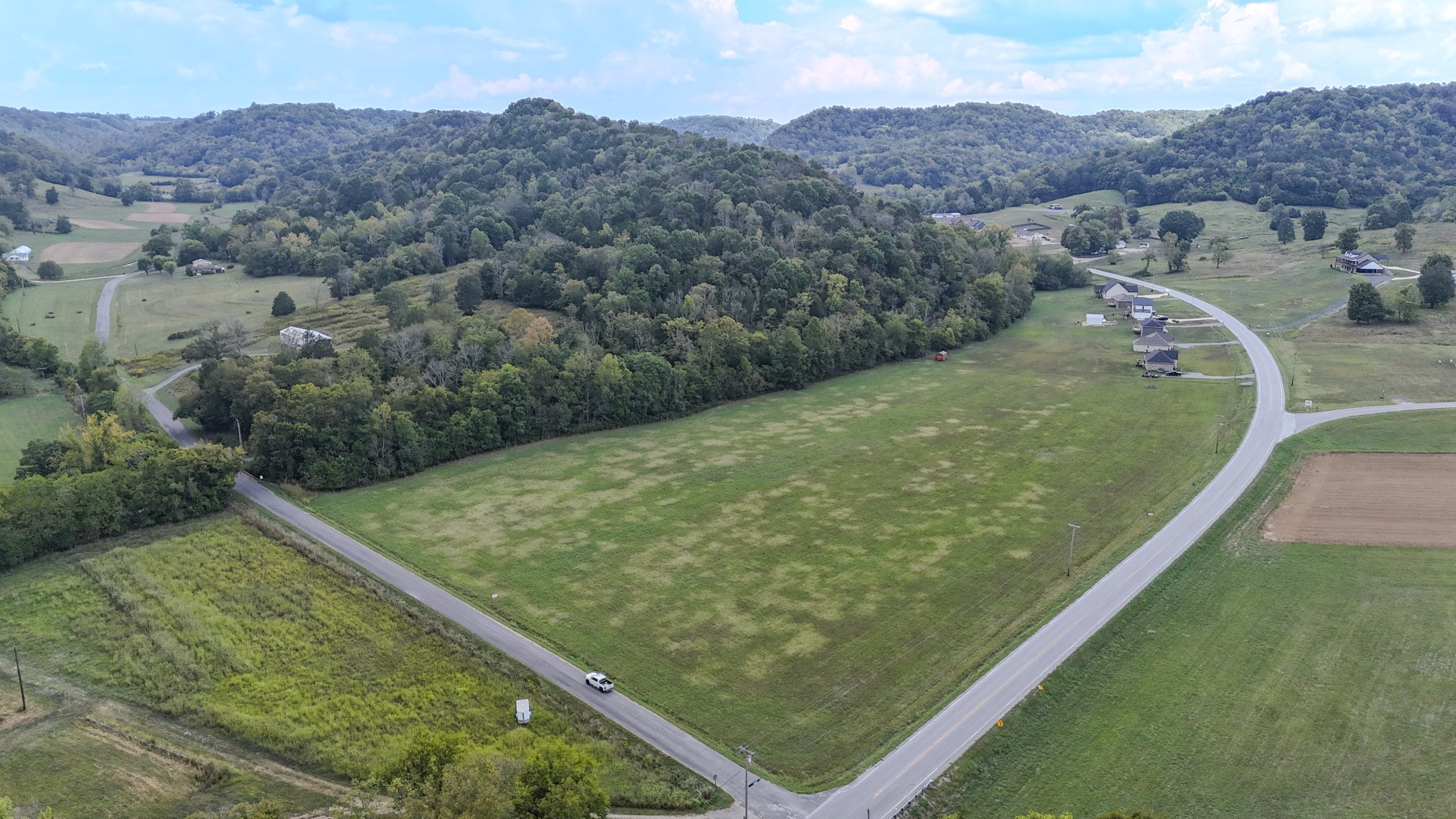 9 Hartsville Road Lafayette, TN 37083 - Photo 14 of 17