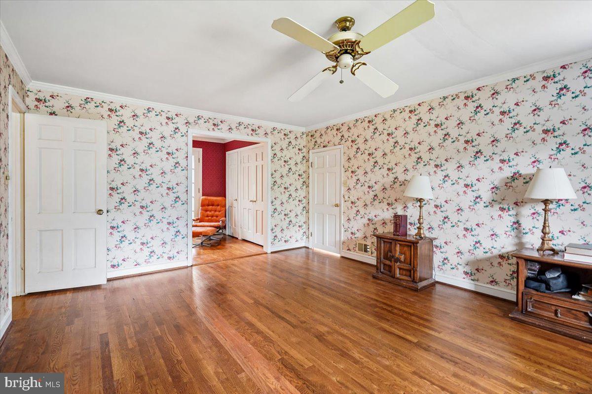 8209 Burning Tree Road Bethesda, MD 20817 - Photo 16 of 27 Primary bedroom