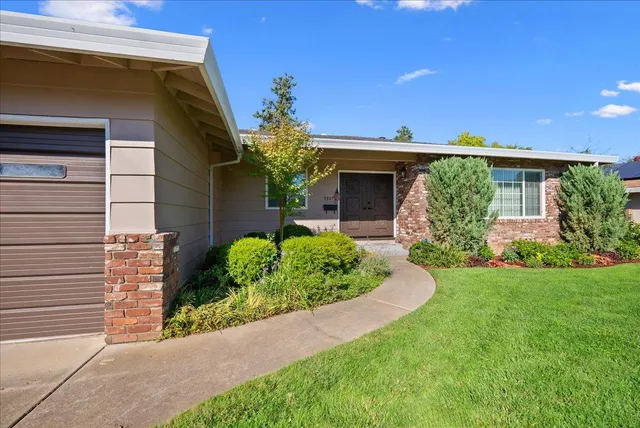 $564,900 | 5301 Baumgart Way, Carmichael, CA 95608
