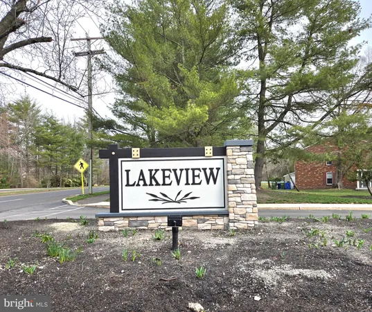 a sign that is on the side of the road