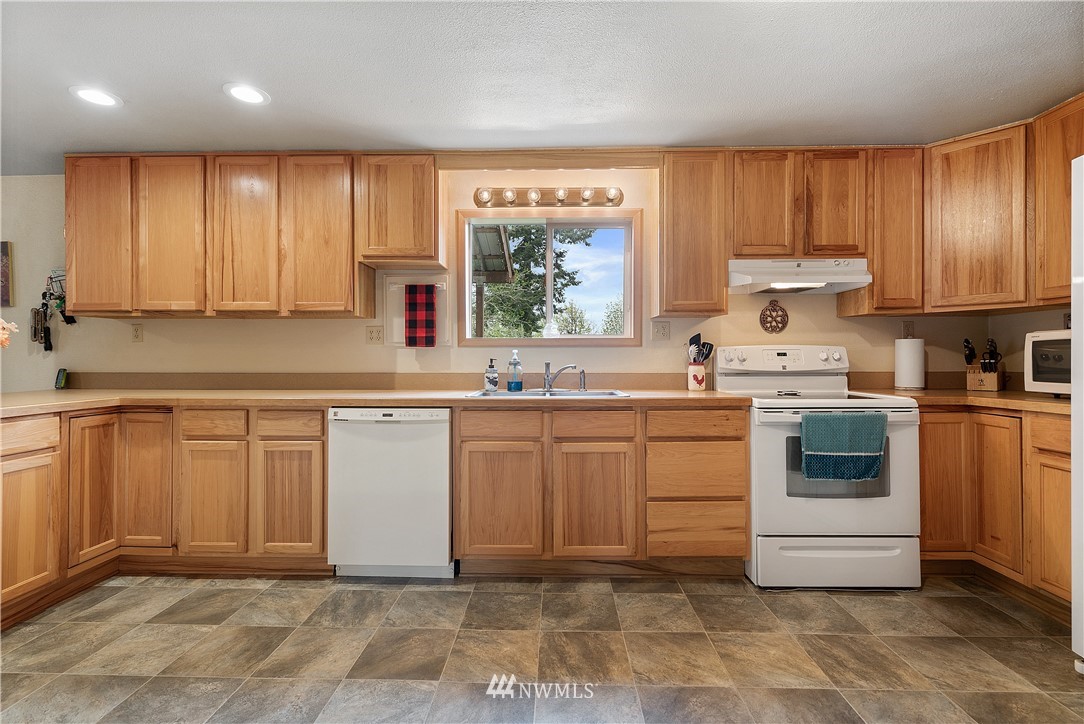 144 Loop Road Centralia, WA 98531 - Photo 12 of 34 Gallery Image 12