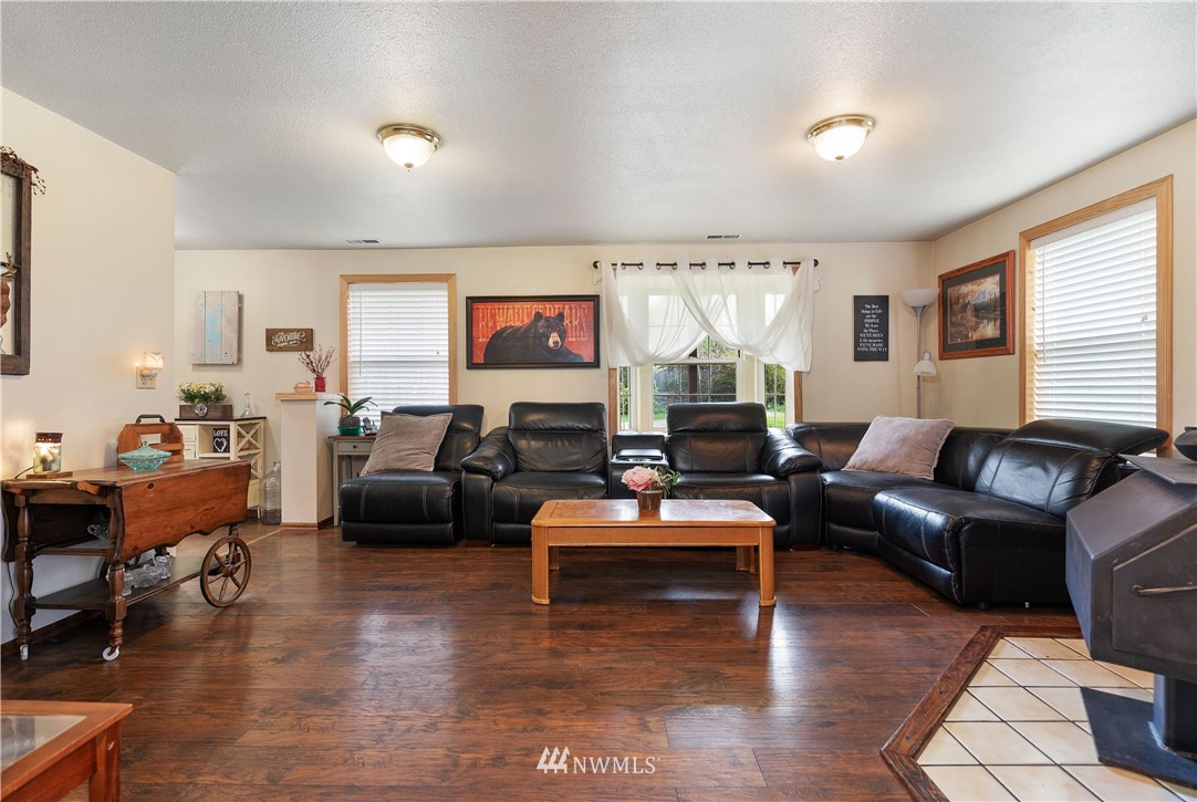 144 Loop Road Centralia, WA 98531 - Photo 7 of 34 Gallery Image 7