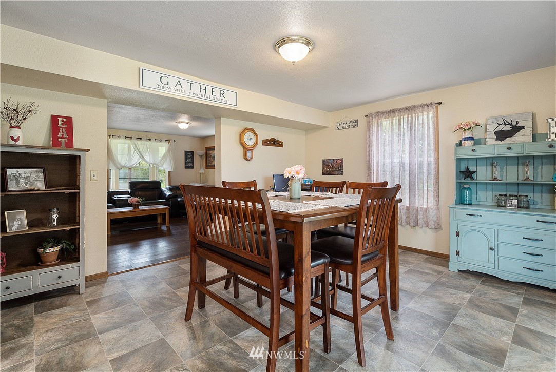144 Loop Road Centralia, WA 98531 - Photo 9 of 34 Gallery Image 9